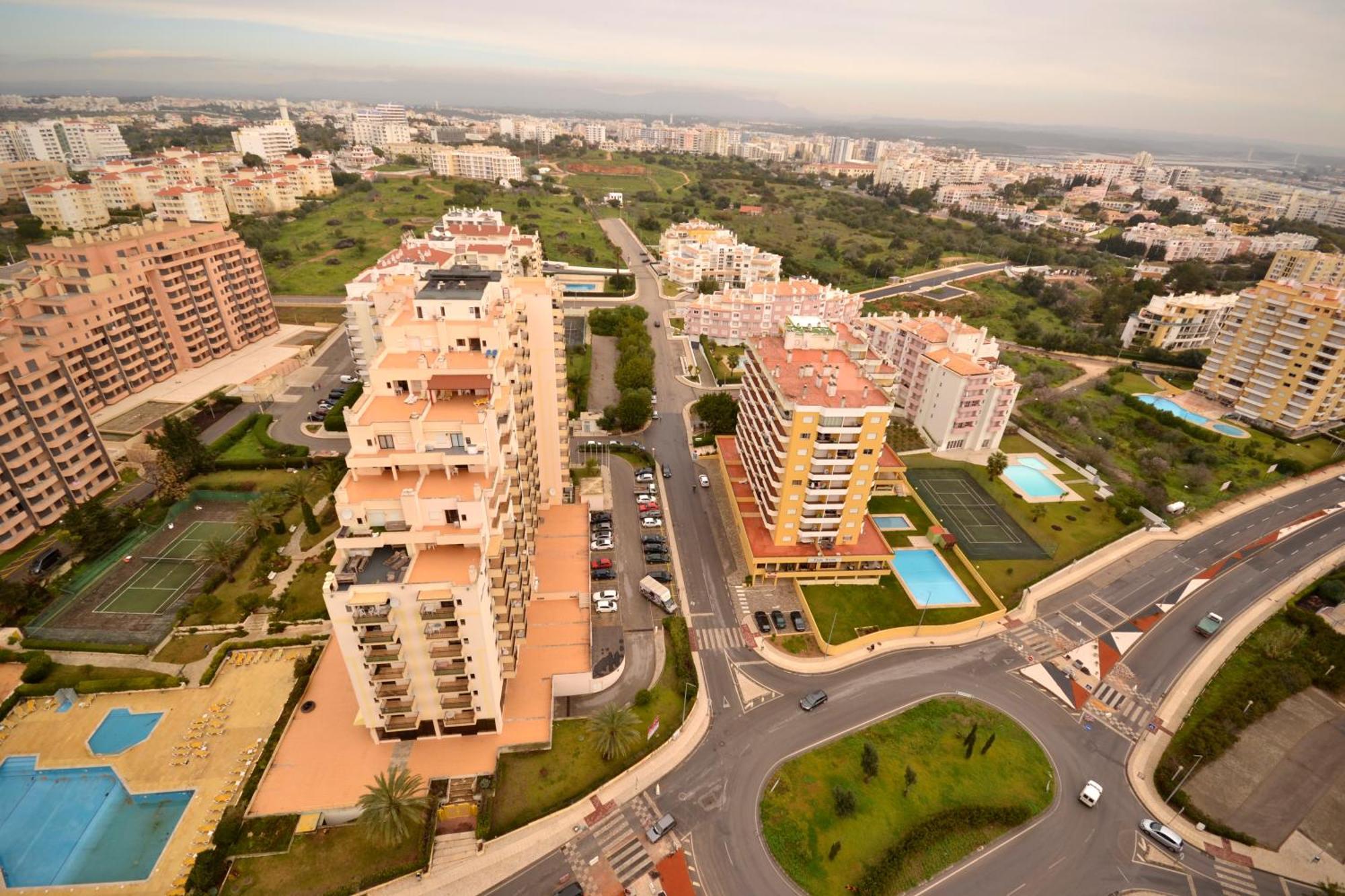 פורטימאו Apartamentos Turisticos Perola Da Rocha מראה חיצוני תמונה