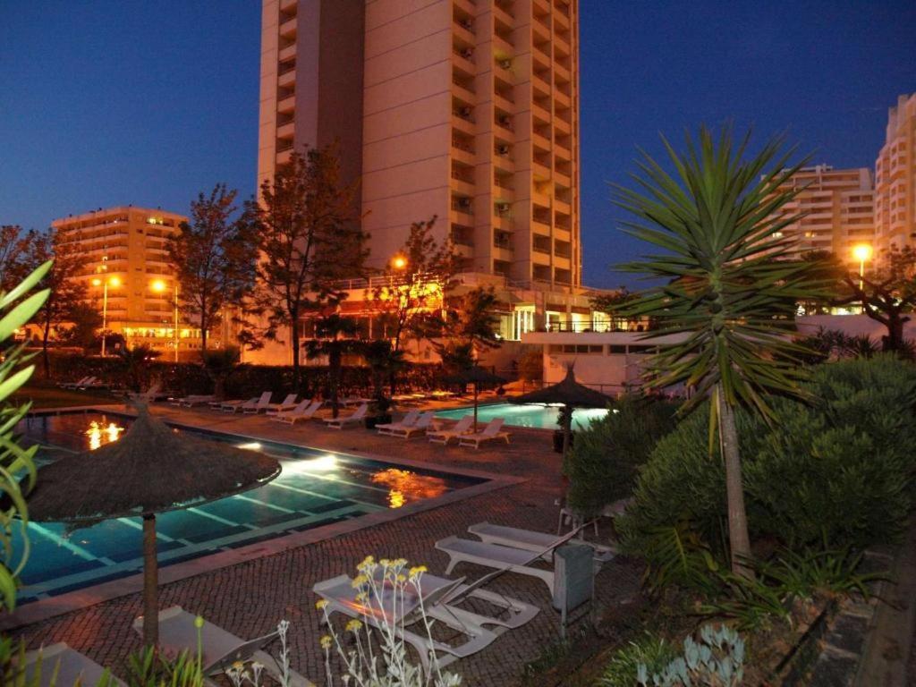 פורטימאו Apartamentos Turisticos Perola Da Rocha מראה חיצוני תמונה